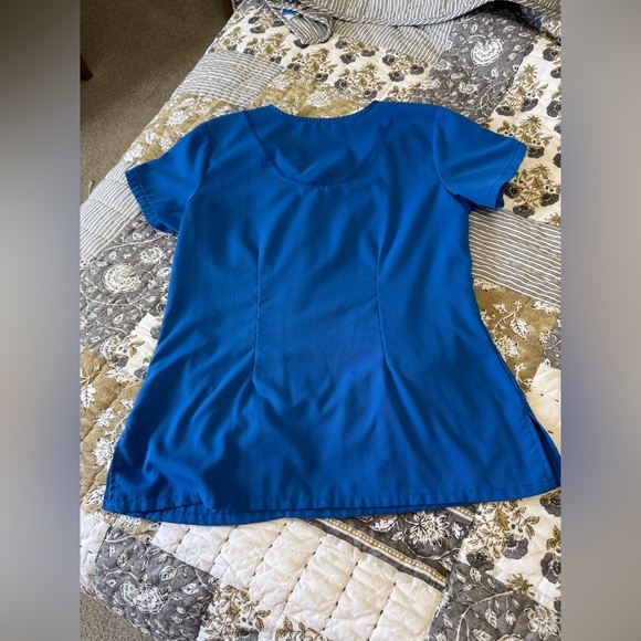 Grey’s Anatomy Women's New Royal Scrub Top - Picture 4 of 7